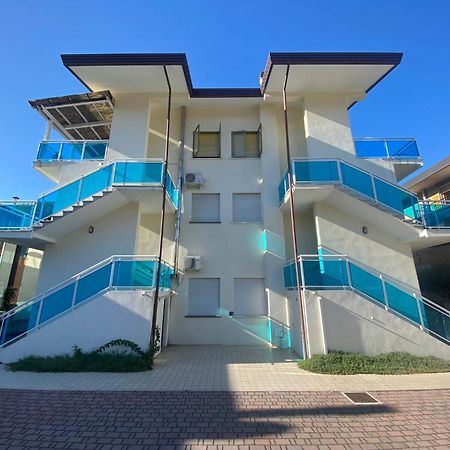 Appartamento Splendido Attico a Due Passi da Via Bafile Lido di Jesolo Esterno foto