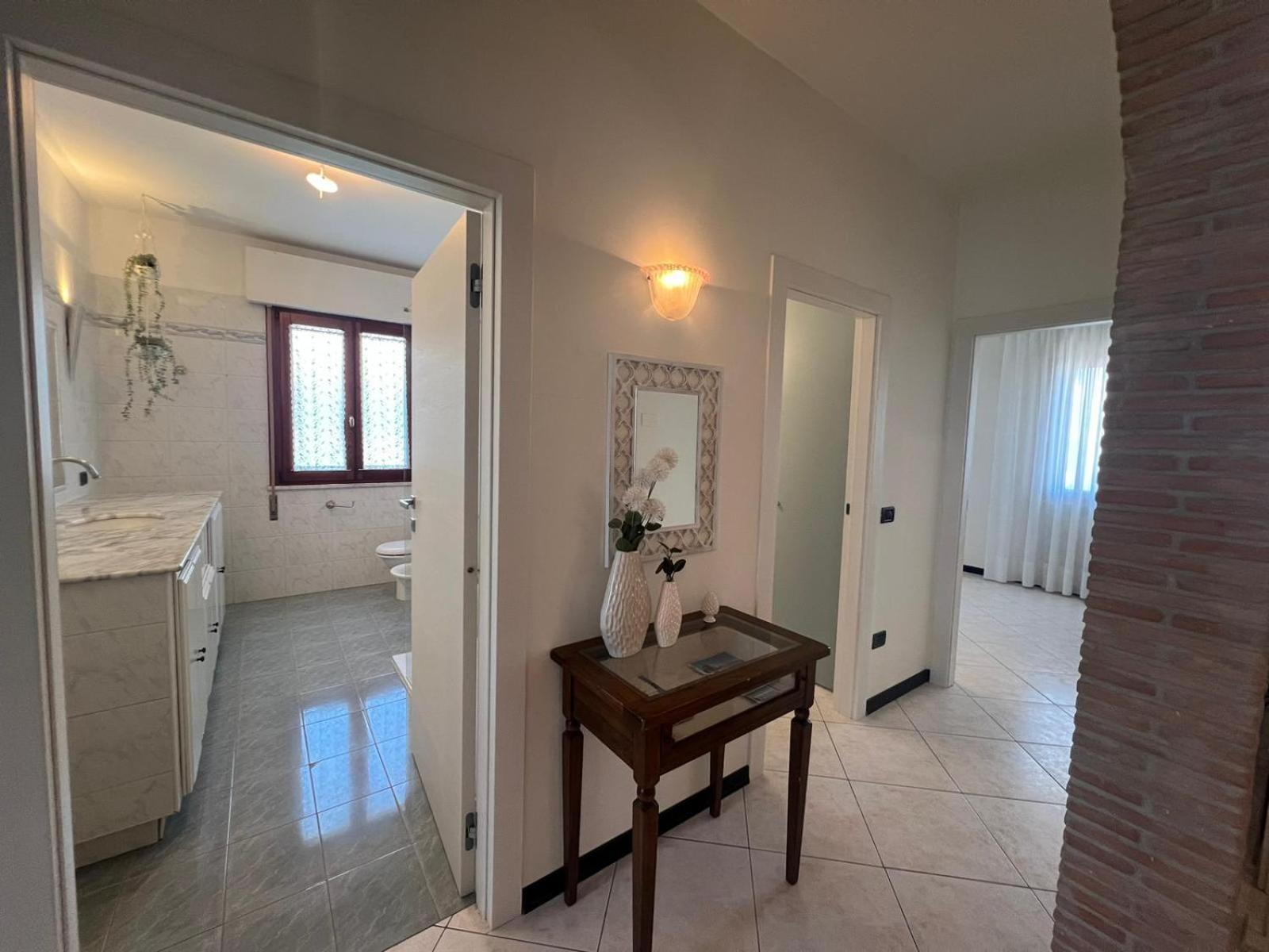 Appartamento Splendido Attico a Due Passi da Via Bafile Lido di Jesolo Esterno foto