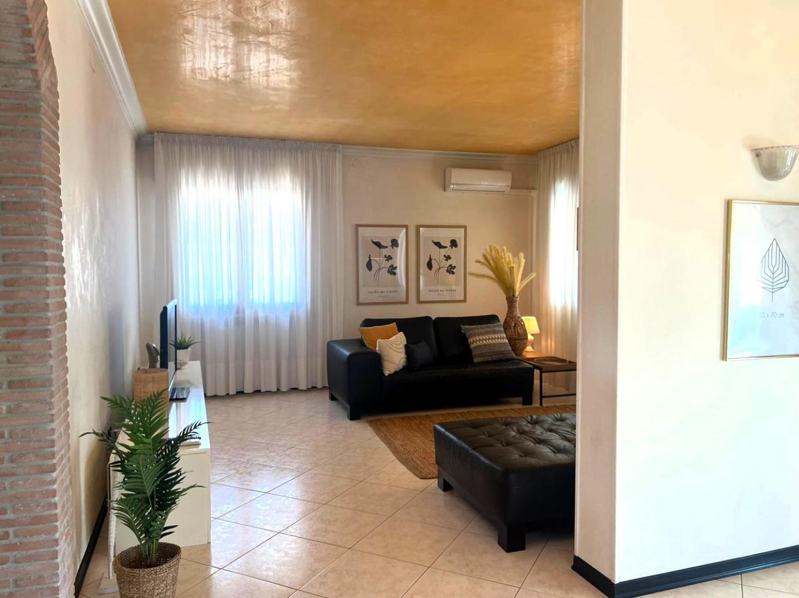 Appartamento Splendido Attico a Due Passi da Via Bafile Lido di Jesolo Esterno foto